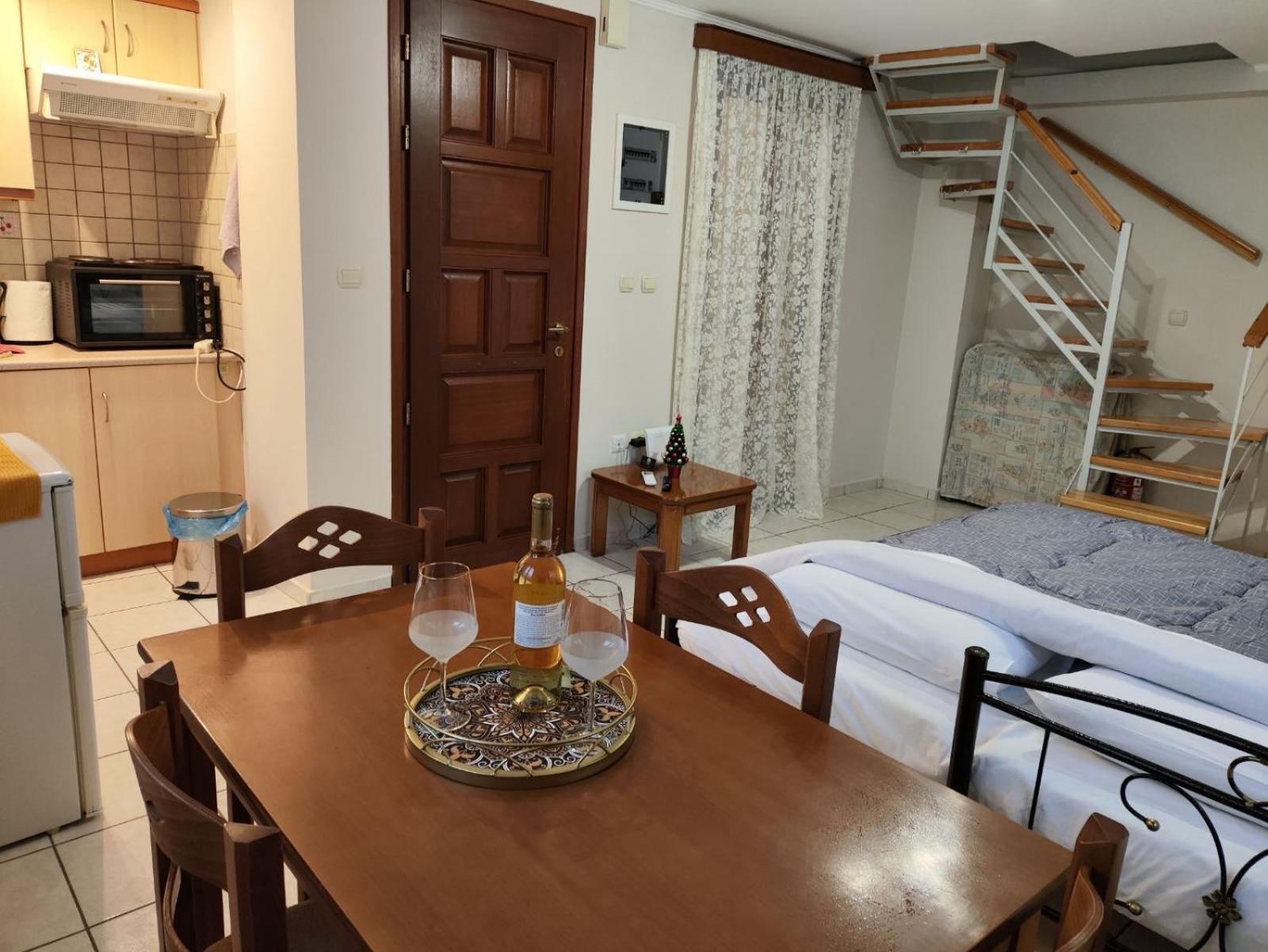 Apartamento Οι Φωλίτσες Nafpaktos Exterior foto